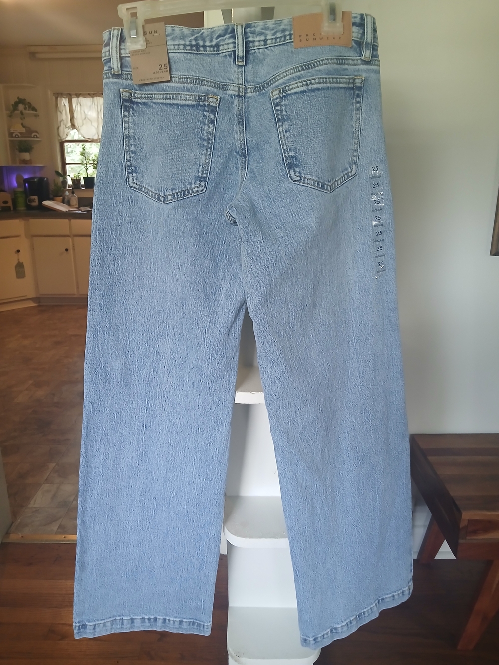 PacSun Women's Wide-Leg Jeans in Light Blue Denim - Picture 7 of 9